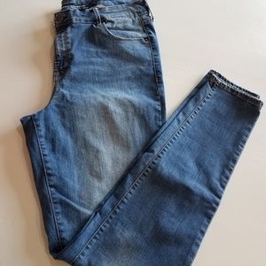 Old Navy Rockstars size 16 Tall